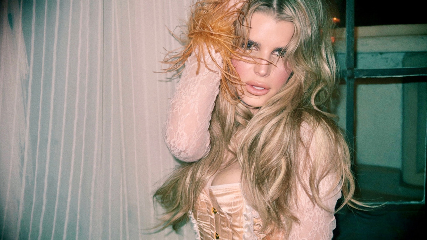 Jessica_Simpson_Product_02