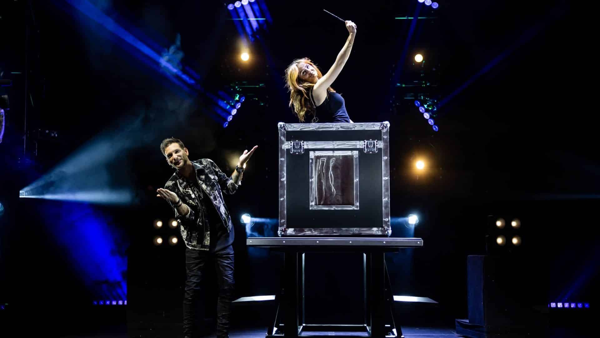 NOW YOU SEE ME LIVE BOX