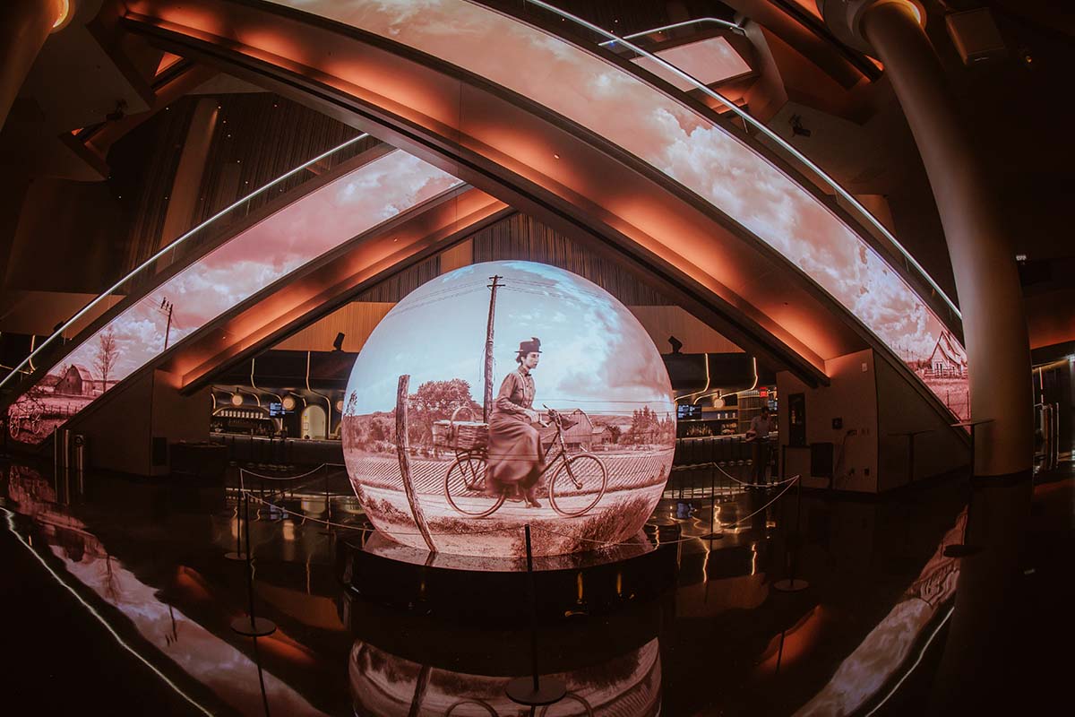 Sphere_Wizard_Of_Oz_Product_08